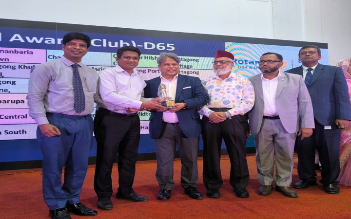 সর্বোচ্চ &lsquo;প্লাটিনাম প্রেসিডেন্ট অ্যাওয়ার্ড&rsquo; পেলেন রোটা. মোহাম্মদ আমিরুল ইসলাম