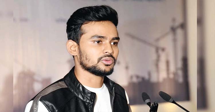 কোনো দলে নয়, স্বতন্ত্র লড়বেন আসিফ মাহমুদ