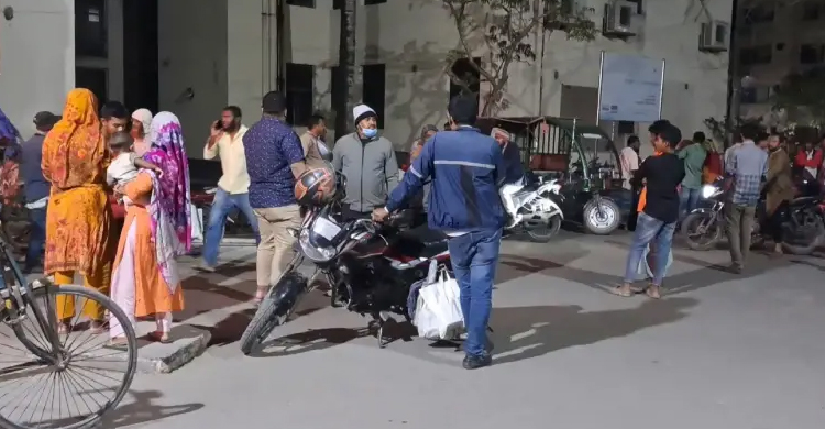 নড়াইলে মোটরসাইকেল ও নসিমনের সং ঘ র্ষে দুইজন নি হ ত