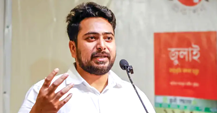 গণভবন ঘেরাওয়ের সিদ্ধান্ত জনগণের, আমরা কেবল সঙ্গে থেকেছি: নাহিদ