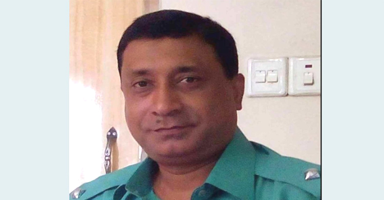 ঘু ষ চাওয়ায় ও সি স হ ২৫ জনের নামে মা ম লা