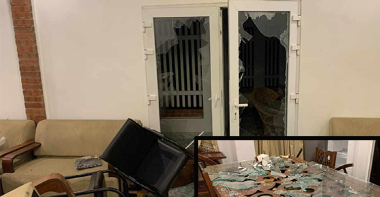 সিলেটে নাদেল ও আনোয়ারুজ্জামানের বাসায় হা ম লা, ভাং চু র