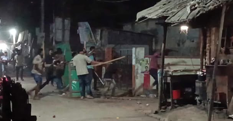 যুবদল নে*তার ফেসবুক পোষ্টে কমেন্ট, ছা*ত্রদল ও স্বেচ্ছাসেবক দলের সং ঘ র্ষ 
