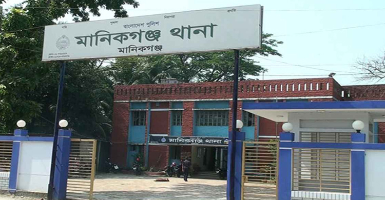 চিত্রশিল্পীর বাড়িতে অ গ্নি সং যো গের  ঘটনায় গ্রে প্তা র ৬