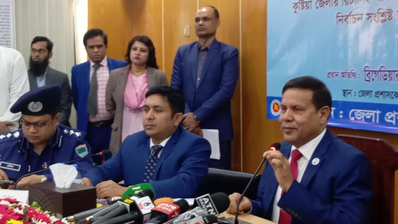 &lsquo;সাংবাদিকদের ক্যামেরা ভাঙচুর করলে দুই থেকে সাত বছরের জেল&rsquo;