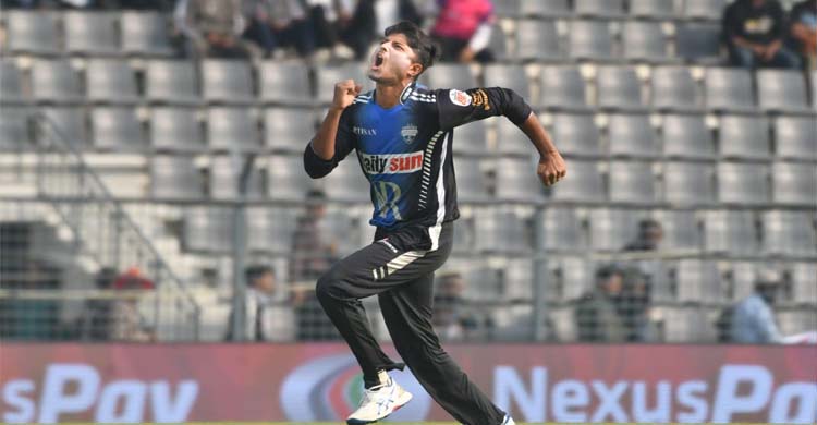 সিলেট ক্রিকেট স্টেডিয়ামে লজ্জার হার ঢাকার, পাঁচে পাঁচ রংপুর