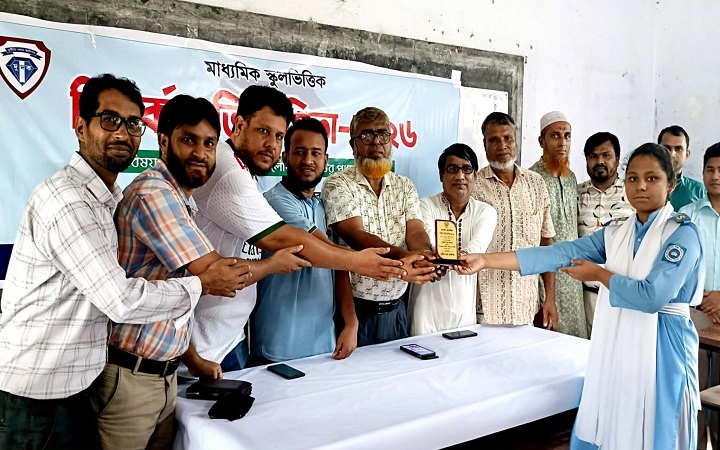 জৈন্তাপুরে মাধ্যমিক স্কুলভিত্তিক বিতর্ক প্রতিযোগিতা