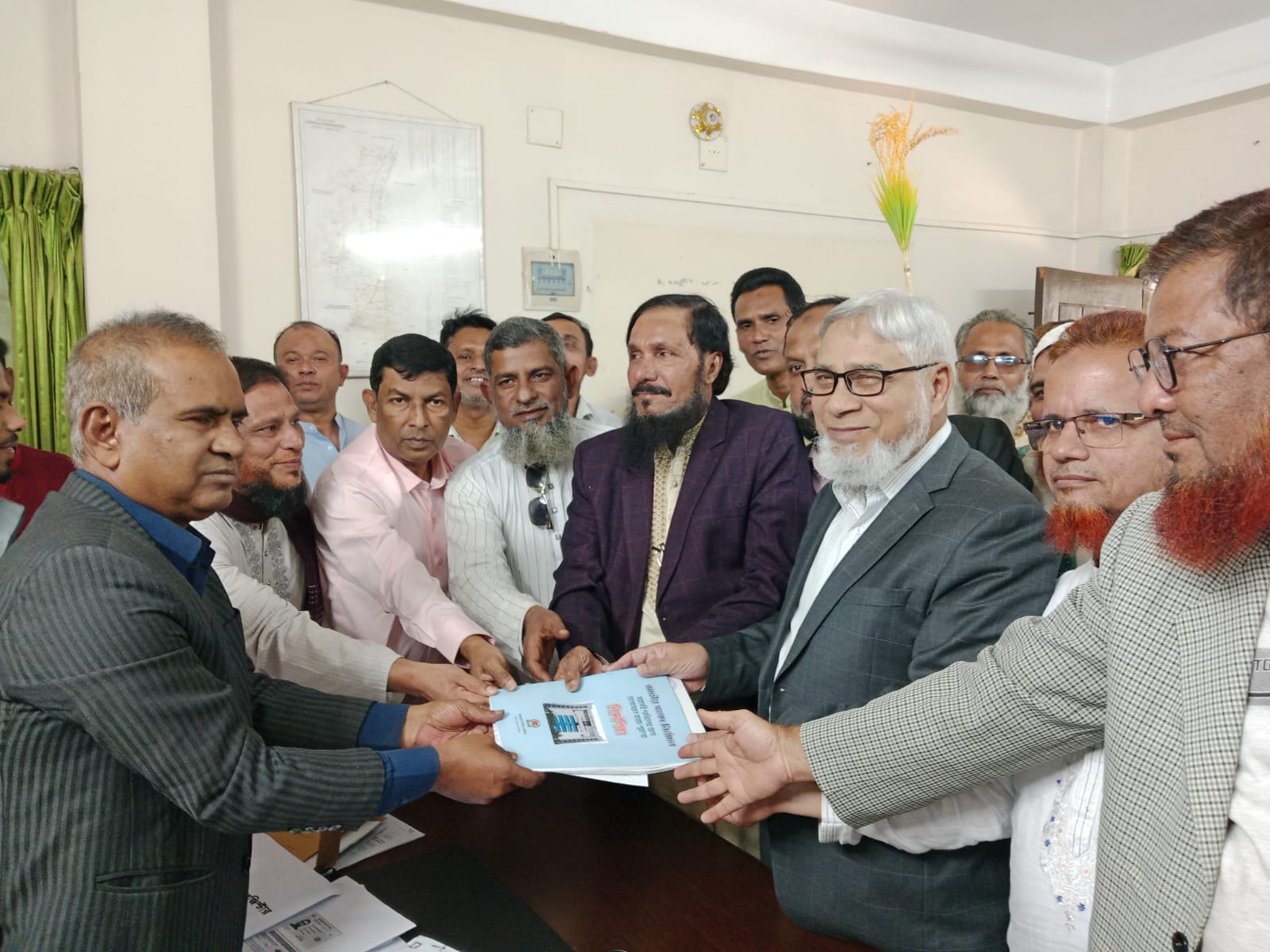 মনোনয়নপত্র সংগ্রহ করলেন বিএনপির প্রার্থী সৈয়দ মো. ফয়সল