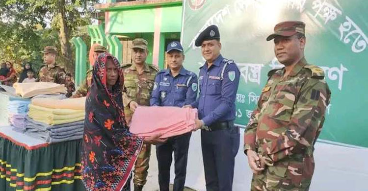 দোয়ারাবাজারে সে না বা হি নী র শীতবস্ত্র বিতরণ