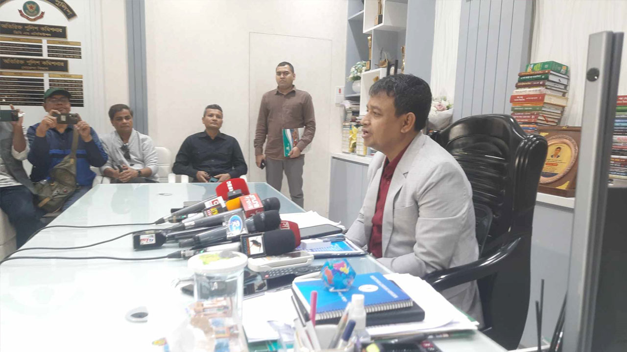 পেঁয়াজের দাম নিয়ন্ত্রণে কাজ করছে ডিবি
