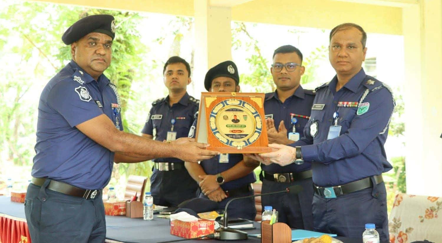 হবিগঞ্জ জেলার শ্রেষ্ঠ ওসি মাধবপুরের সোহেল রানা