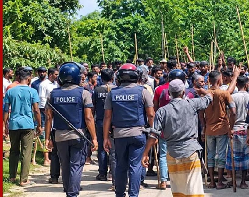 বাহুবলে স্ট্যান্ডের দখল নিয়ে সং/ঘর্ষ, আহ/ত ২৫