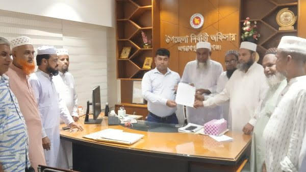 জগন্নাথপুরে অধ্যক্ষকে দায়িত্ব পালনে বাধা, হু*মকি