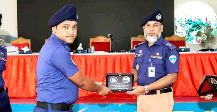 সিলেটের জামিল বান্দরবানে শ্রেষ্ঠ এসআই নির্বাচিত