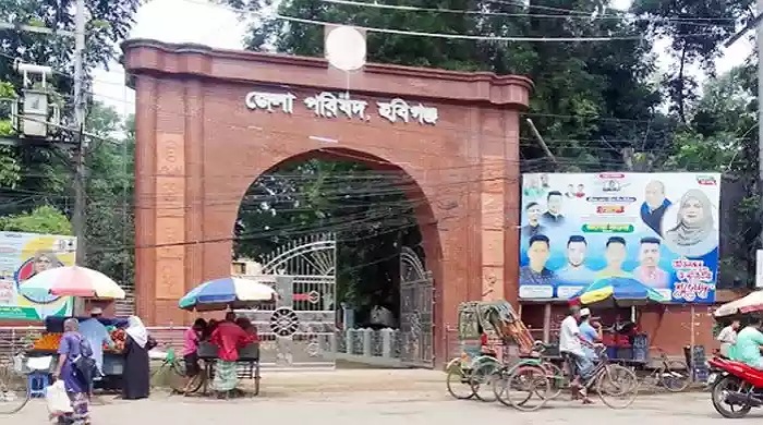 হবিগঞ্জ সদর হাসপাতালের প্রধান ফটকসহ ফুটপাতের দোকান উচ্ছেদ