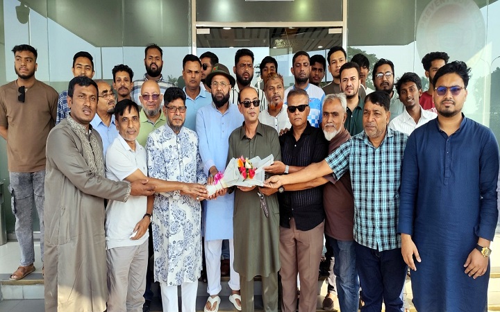 সিলেটে বিমানবন্দরে শাবু নেওয়াজকে বিএনপি নেতাকর্মীদের সংবর্ধনা