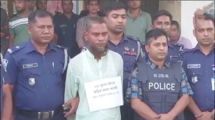 বানিয়াচংয়ে গ্রাম্য দাঙ্গায় তিন খুনের ঘটনার মূলহোতা বদি গ্রেফতার ও দেশীয় অস্ত্র উদ্ধার 