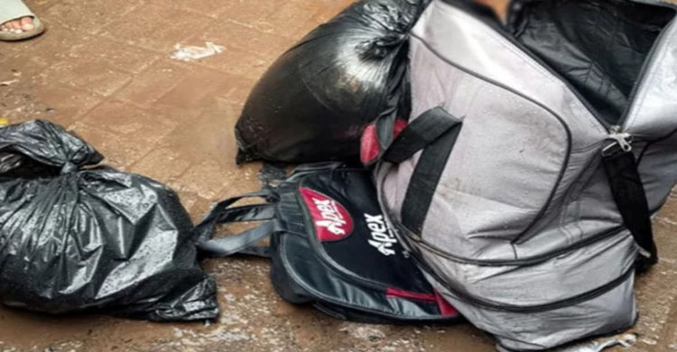 ট্রাভেল ব্যাগে লুকানো যুবকের খণ্ডিত দেহ উদ্ধার