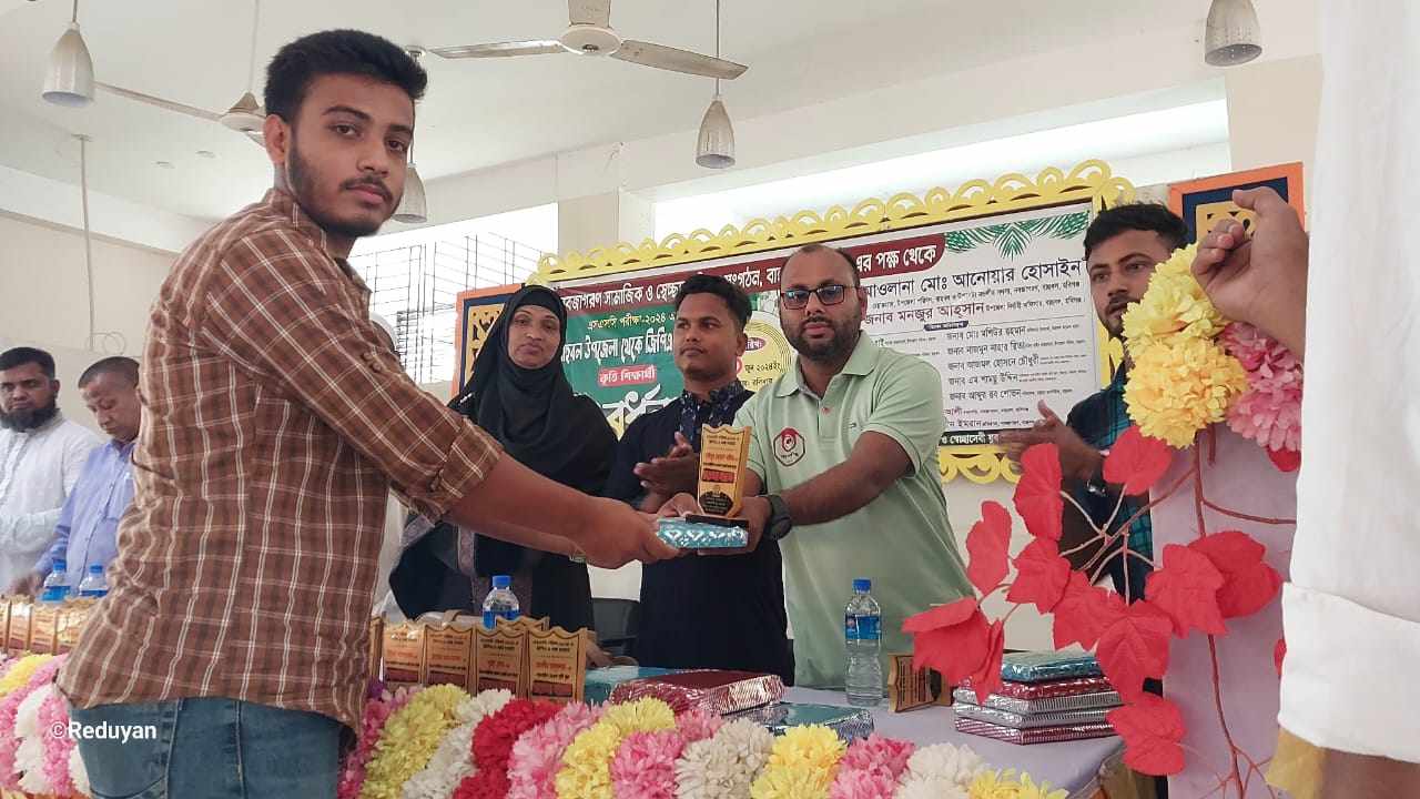 বাহুবলে এসএসসি উত্তীর্ণ ৬১ কৃতি শিক্ষার্থীকে সংবর্ধনা