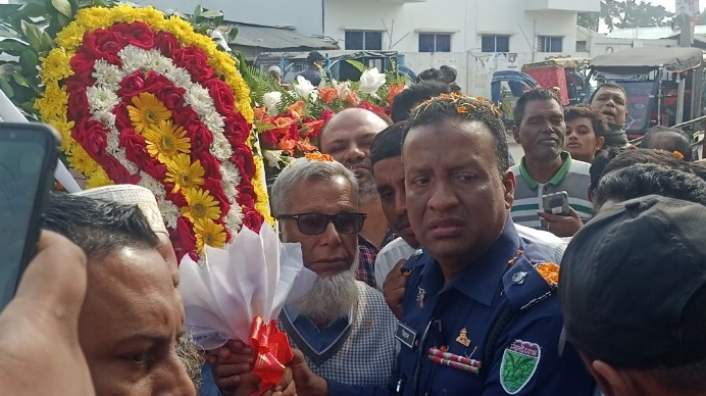 জগন্নাথপুর থেকে বিদায় নিলেন মানবিক ওসি মিজানুর রহমান