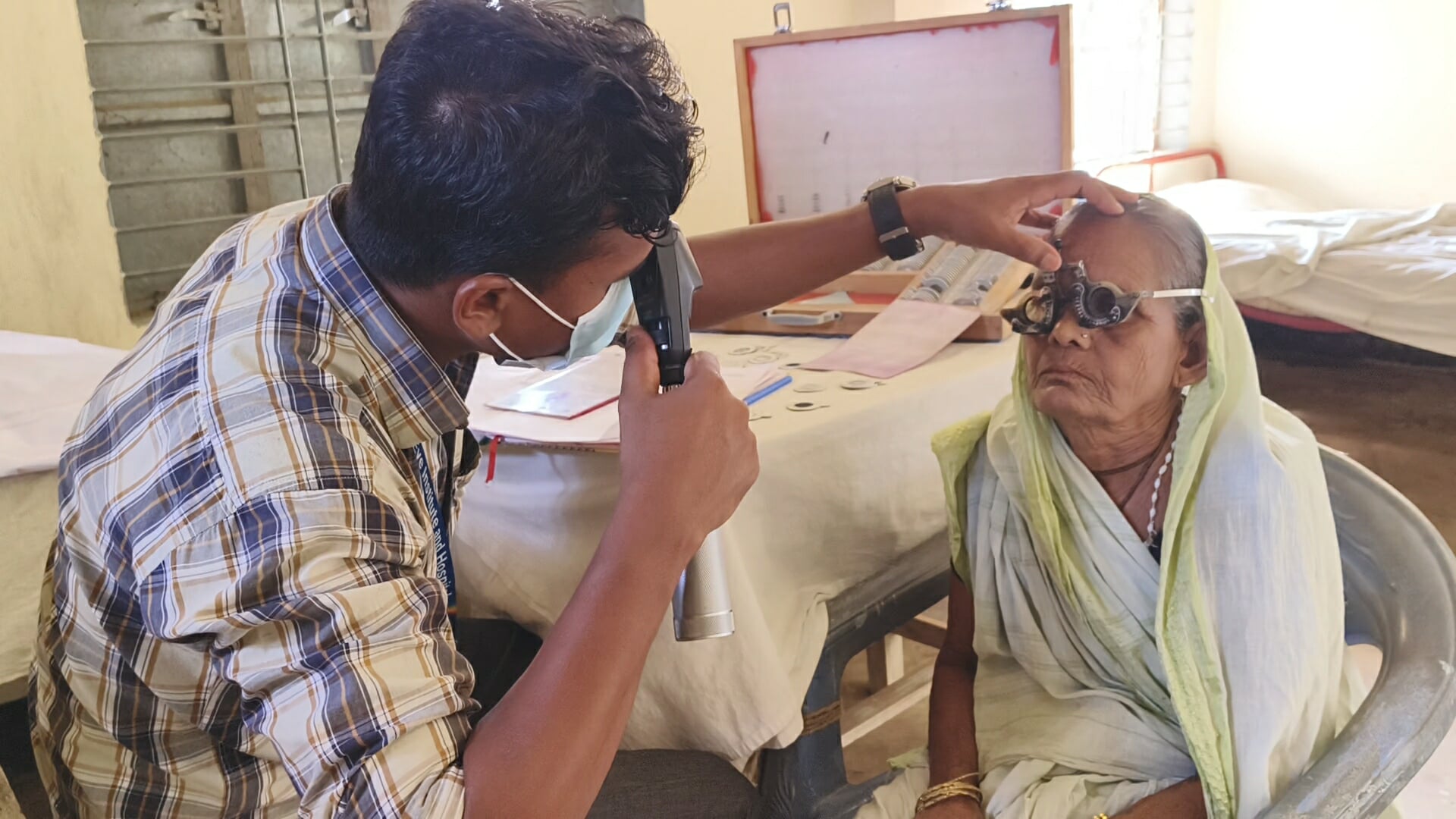 রাজনগরে চা-বাগানে বিনামূল্যে চক্ষু শিবির