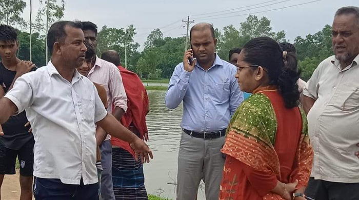 চুনারুঘাটে নিম্নাঞ্চল প্লাবিত পরিদর্শন করেন ইউএনও আয়েশা