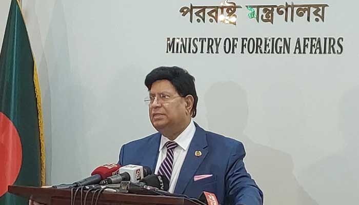 পর্যবেক্ষক নয়, আমাদের দরকার ভোটার: মোমেন