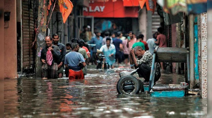 ভারী বর্ষণে ডুবছে দক্ষিণ এশিয়া