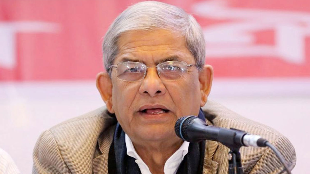 হাসপাতাল থেকে বাসায় ফিরলেন মির্জা ফখরুল