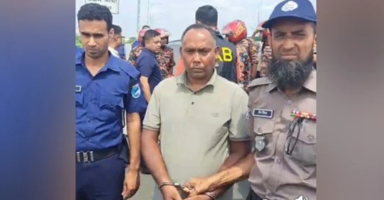 গৃহবধূকে হ*ত্যা করে শিশুপুত্রকে নদীতে ফেলার অ*ভিযোগ, গ্রে প্তা র ১