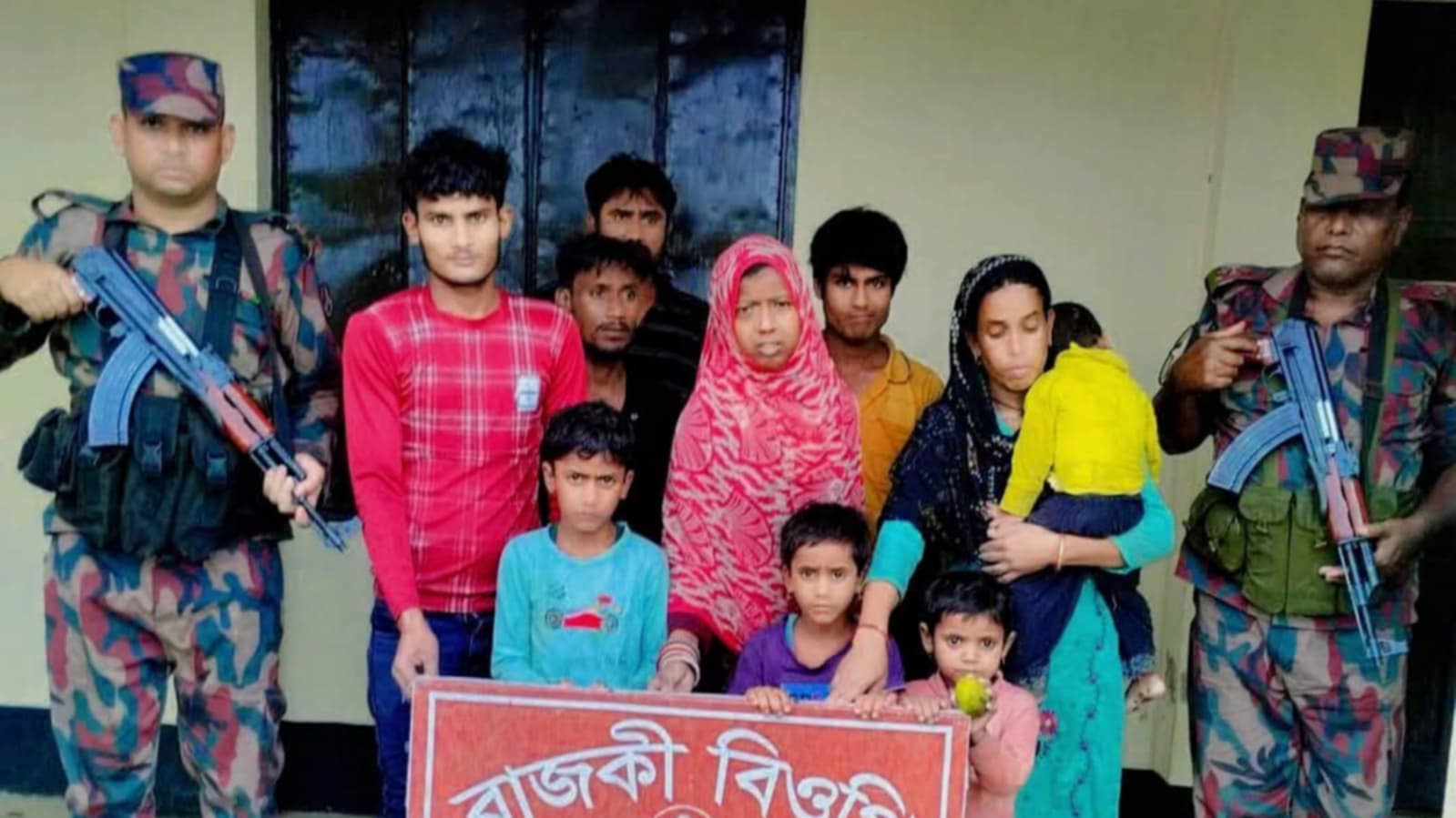 জুড়ী সী মা ন্তে নারী-শিশুসহ ১০ জনকে পুশইন করেছে বি এস এফ
