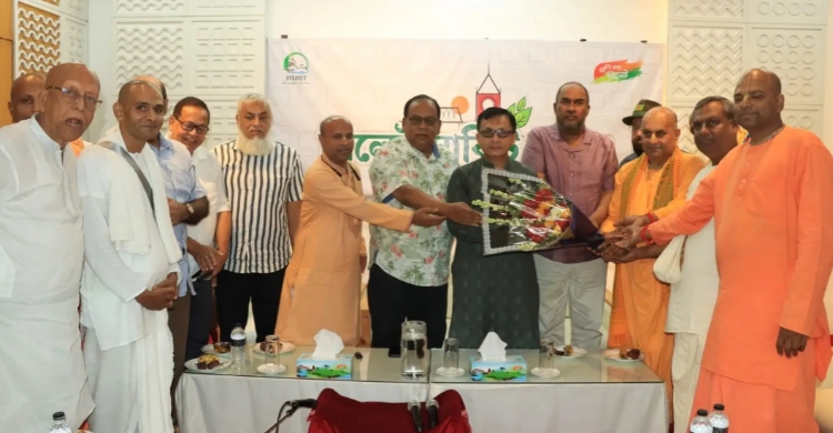 বাণিজ্য মন্ত্রীর সঙ্গে ইসকন নেতৃবৃন্দের সৌজন্য সাক্ষাৎ,জন্মাষ্টমী ও সম্প্রীতি নিয়ে আলোচনা