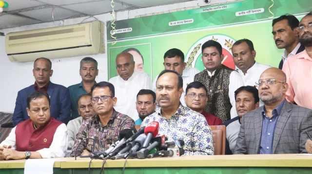 ৩০০ আসনেই নির্বাচন করবে জাতীয় পার্টি