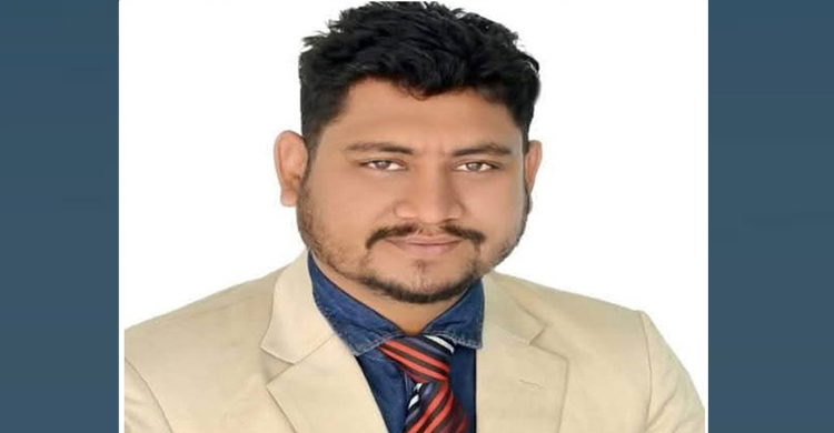 ঢাকায় গিয়ে দুই দিন ধরে সাংবাদিক নি খোঁ জ