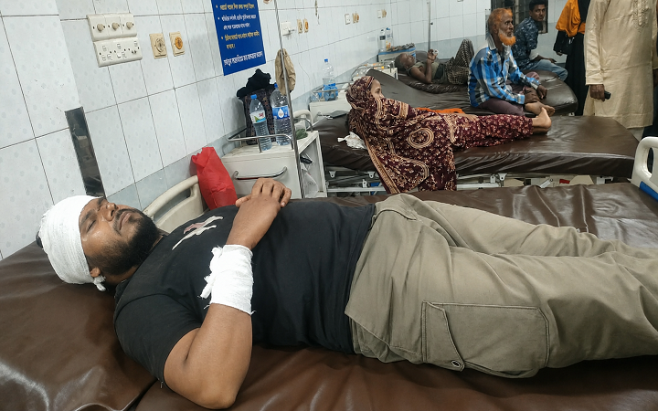 কোম্পানীগঞ্জে ব্যবসায়ীকে মা*রধর করে টাকা ছি*নতাই