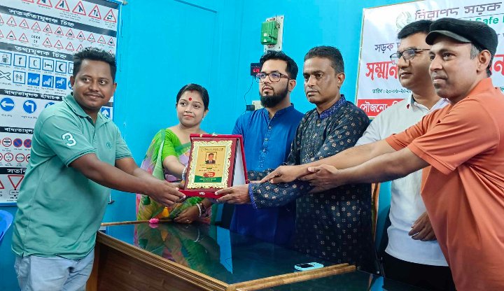 শ্রীমঙ্গলে নিসচার উদ্যোগে গুণীজনকে সম্মাননা স্মারক