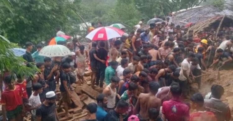 টানা বৃষ্টিতে উখিয়ার রো*হিঙ্গা ক্যাম্পে পাহাড়ধ*স, প্রা*ণ গেল ৫ শিশুর