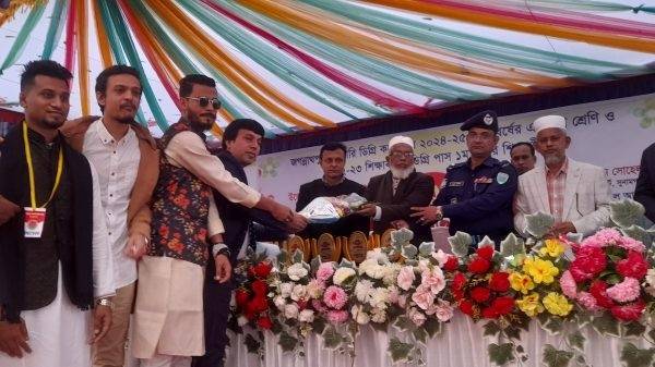 জগন্নাথপুর সরকারি কলেজে নবীন বরণ অনুষ্ঠিত