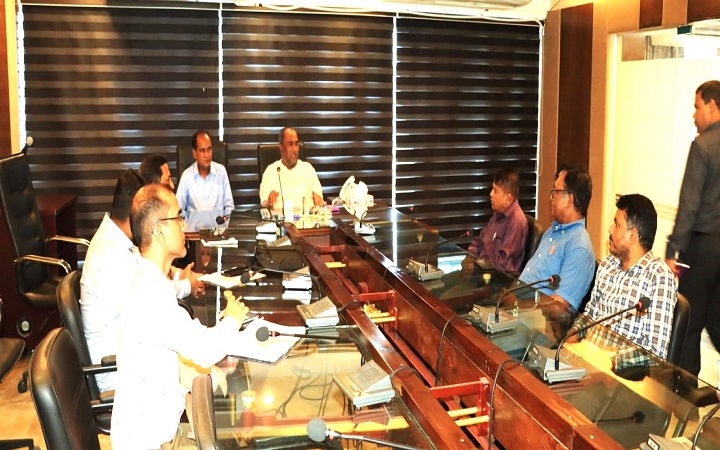 বিদ্যুৎ না থাকলে নাগরিক সেবা কার্যক্রম ব্যাহত হয়, দু*র্ভোগ পো*হাতে হয় : সিসিক প্রশাসক