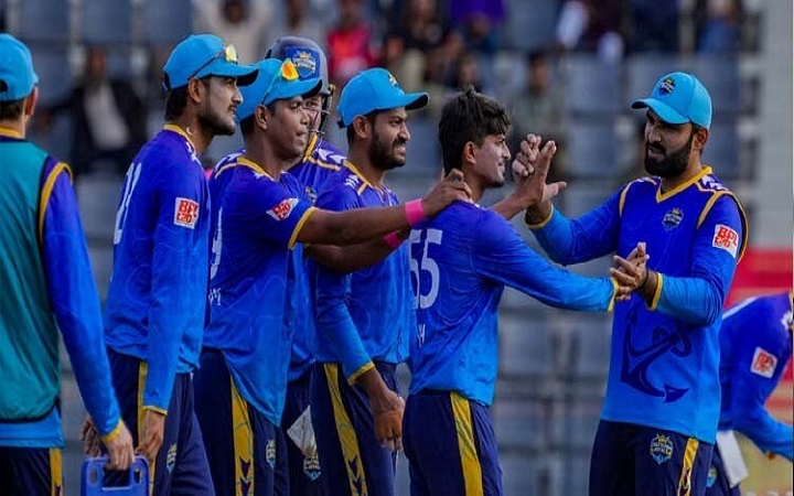 চাপের ম্যাচে ঠাণ্ডা মাথার জয়, চট্টগ্রাম রয়্যালসের স্বস্তির হাসি