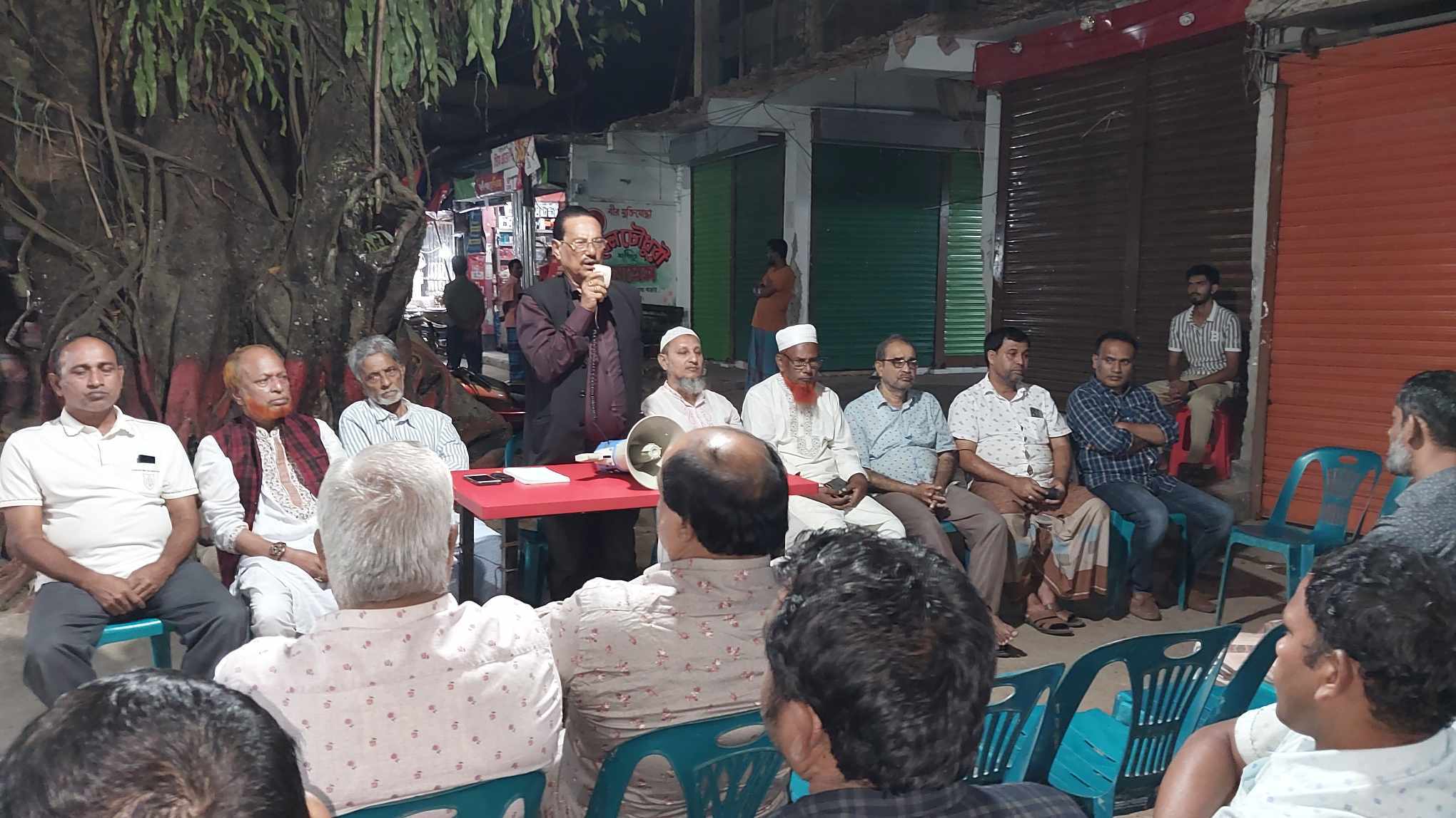 জামালগঞ্জে যানজট নিরসনে বণিক সমিতির সভা