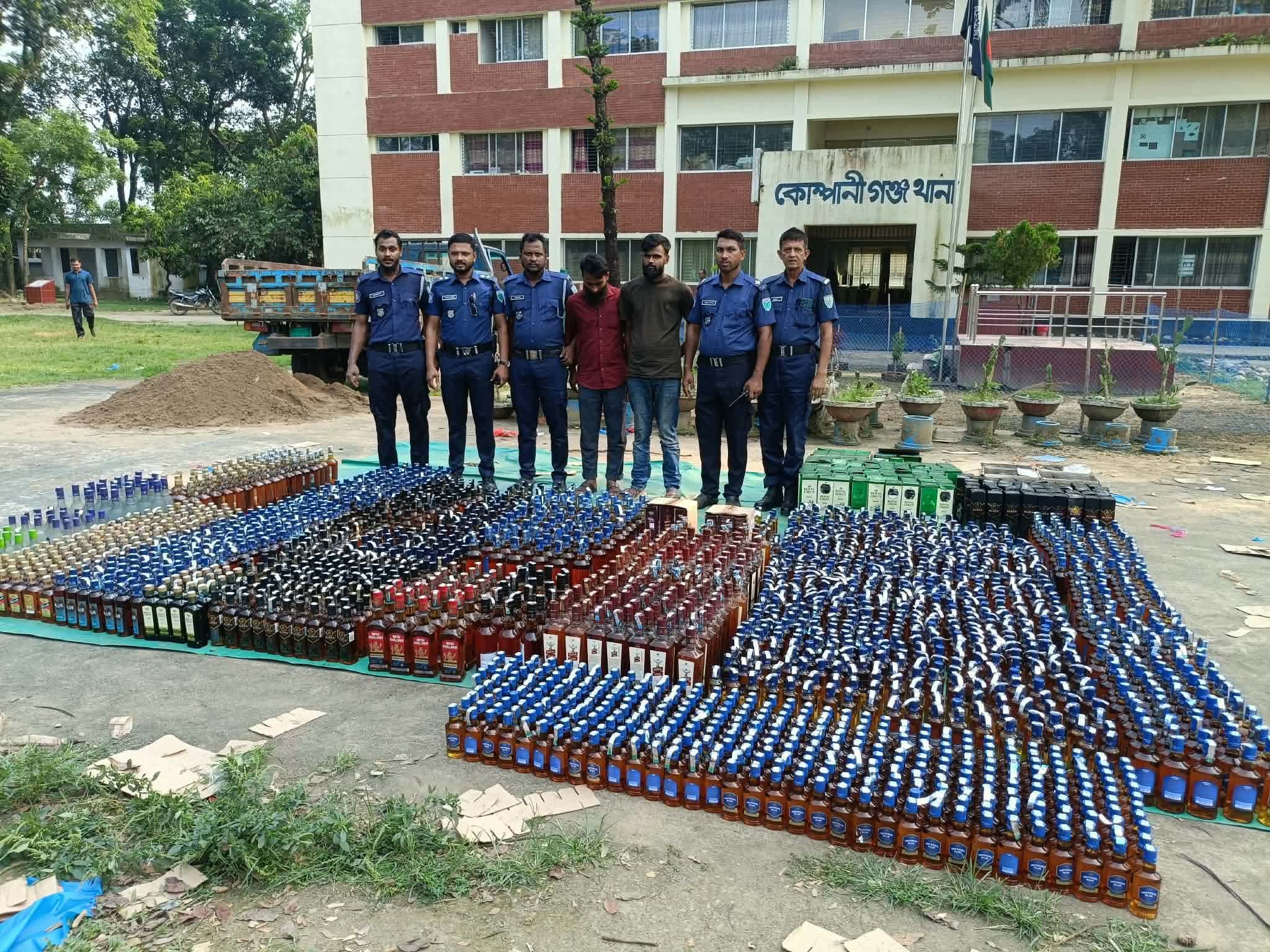 কোম্পানীগঞ্জে ট্রাকভর্তি  ভারতীয় ম/দ উদ্ধার, আ/টক ২