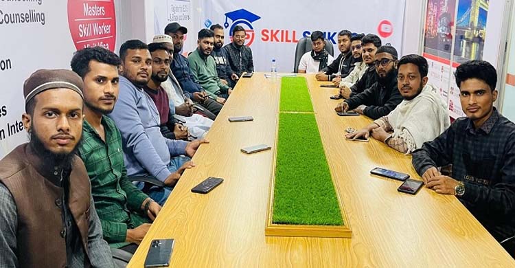 মৌলভীবাজারে ষ ড় য ন্ত্র রু*খে দিতে এক টেবিলে ছাত্র সংগঠনগুলো