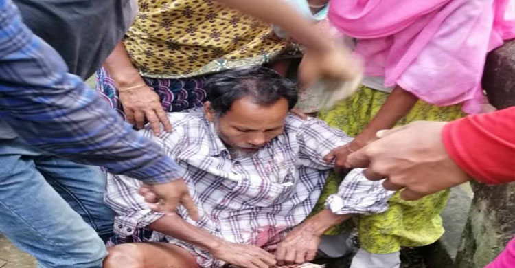 ঝাপার খালে মাছ ধরা নিয়ে সং ঘ র্ষ, আ হ ত ৭