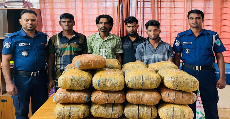 মাধবপুরে ৫০ কেজি গাঁ*জাসহ গ্রে প্তা র ৪