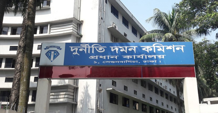 সিলেটের সাবেক এমপিসহ ৩৫ মন্ত্রী-এমপির দেশত্যাগের নিষেধাজ্ঞা