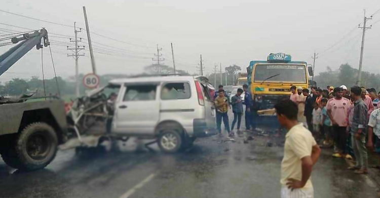  মায়ের জানাজায় এসে সড়কে লাশ হলেন ইতালি প্রবাসী