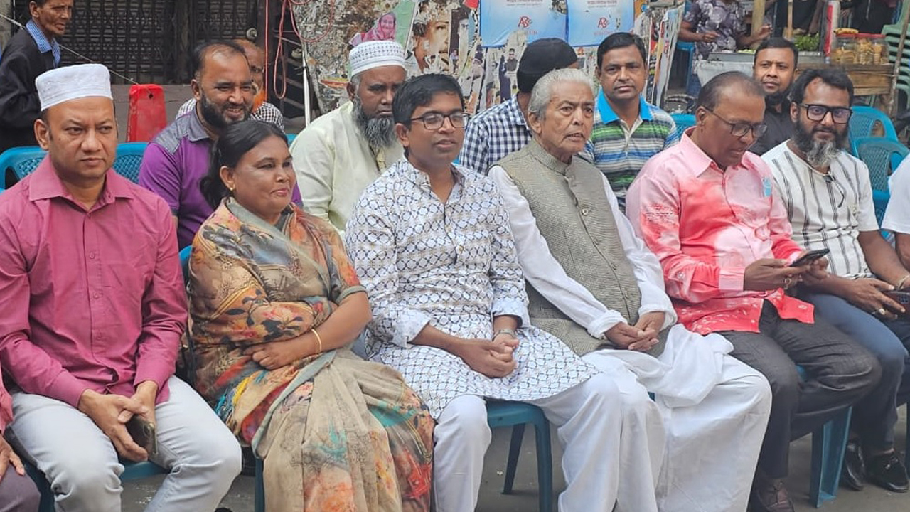 অবরোধে রাজধানীতে আ.লীগ নেতা-কর্মীদের সতর্ক অবস্থান