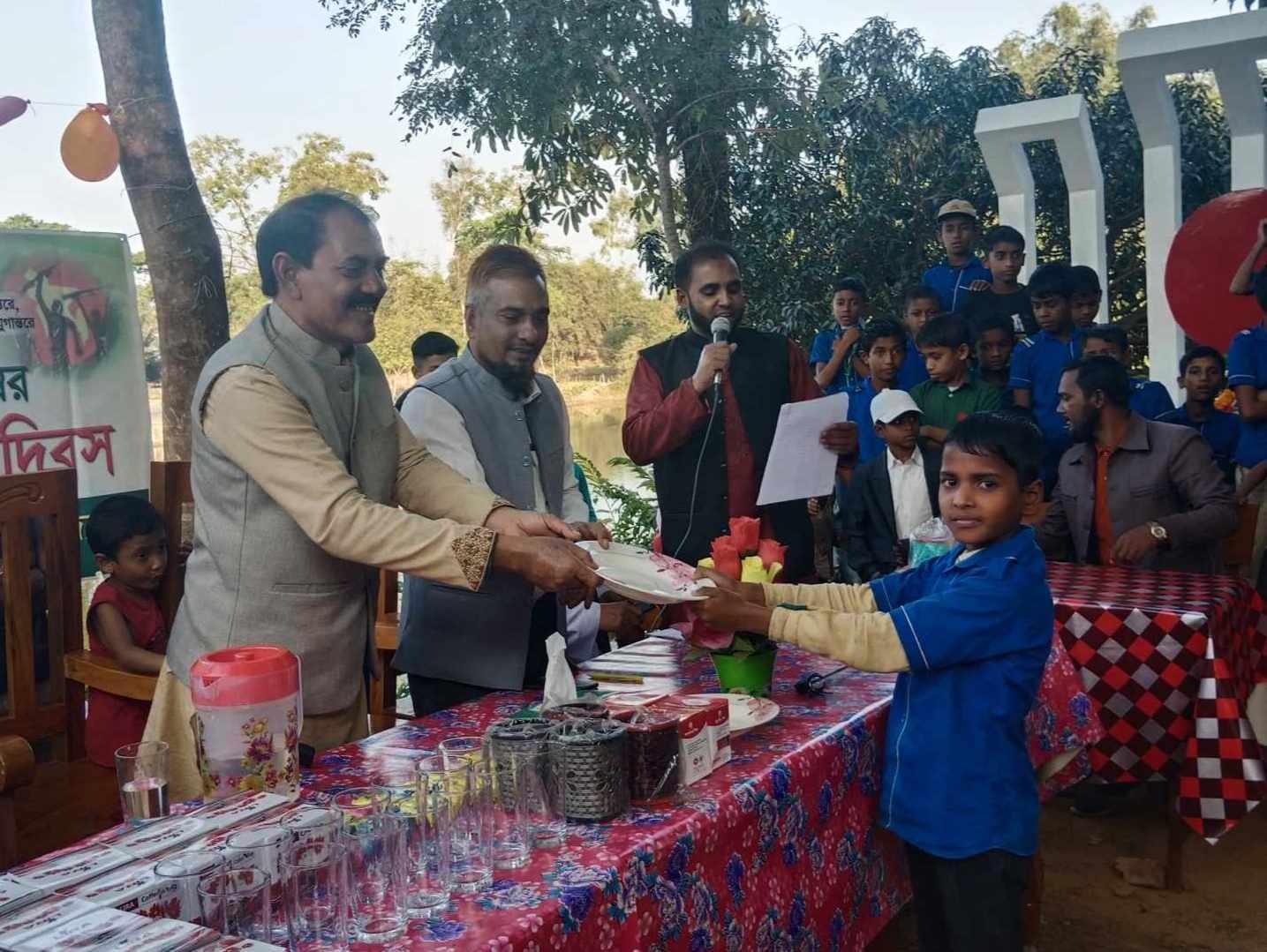 দোয়ারাবাজারে নানা আয়োজনে পালিত হয়েছে মহান বিজয় দিবস