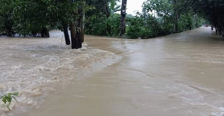 হবিগঞ্জে পানিবন্দি ২৫ হাজার মানুষ